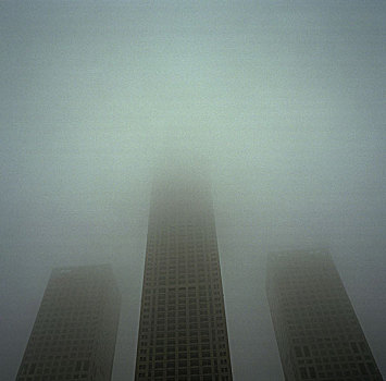 大雾中的北京cbd
