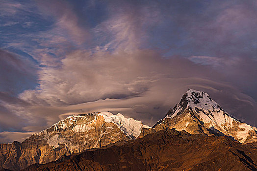 云,高处,安纳普尔纳峰,山脉,日落,喜马拉雅山,尼泊尔