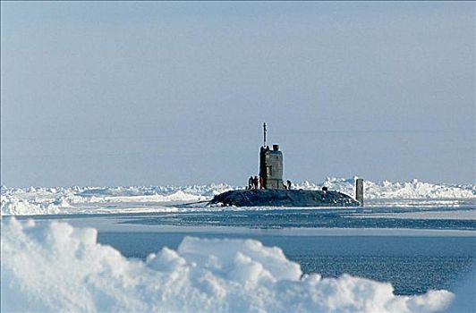 攻击核潜艇,北极