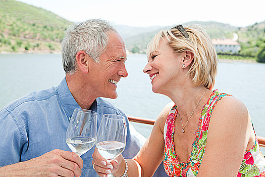 老年,夫妻,葡萄酒杯,船,假日