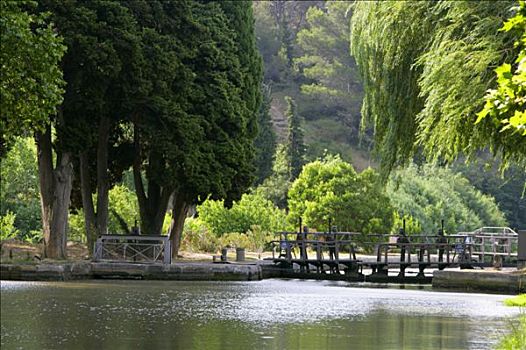 法国,朗格多克-鲁西永大区,锁