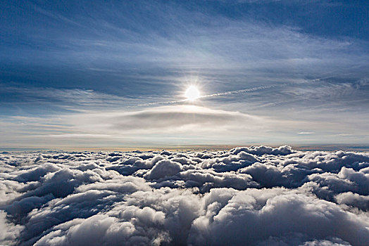 透镜状,云,高处,层次,积云,太阳,飞,北方,北莱茵威斯特伐利亚,蓝天,德国