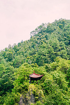 深山古寺