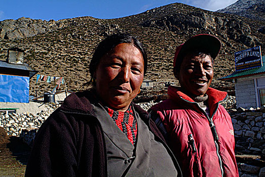 夏尔巴人,夫妻,物主,住宿,尼泊尔,四月,2007年