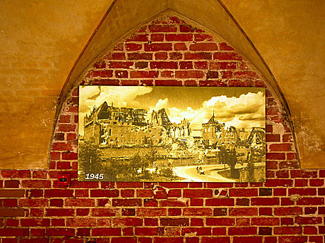 波兰马尔堡世界遗产·马尔堡城堡·水井
