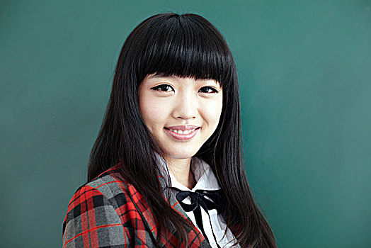 亚洲青年女学生肖像