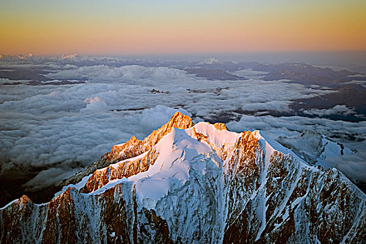 欧洲,法国,阿尔卑斯山,勃朗峰,日出