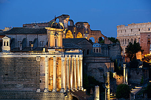 罗马,古罗马广场,遗址,古代建筑,夜晚,意大利