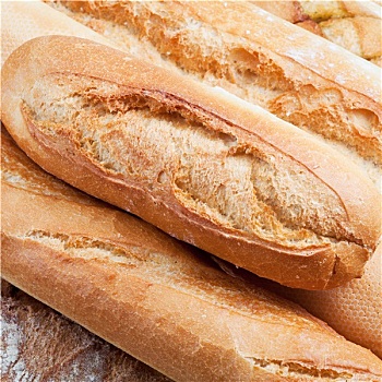 烘制,长条面包
