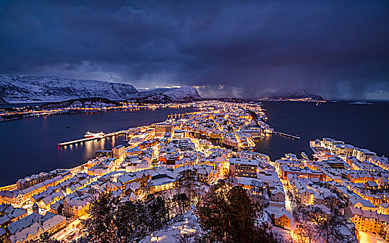 暴风雪,奥勒松,挪威,欧洲