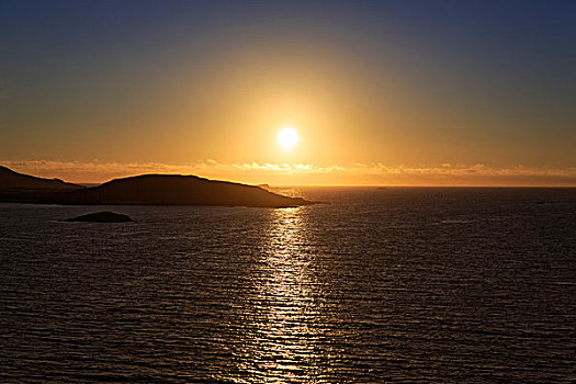 子夜太阳,靠近,岛屿,罗弗敦群岛,诺尔兰郡,挪威,欧洲