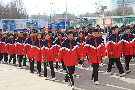 冬季,新疆,哈密,跳绳,学生,迎元旦,体育,新年,青春,律动