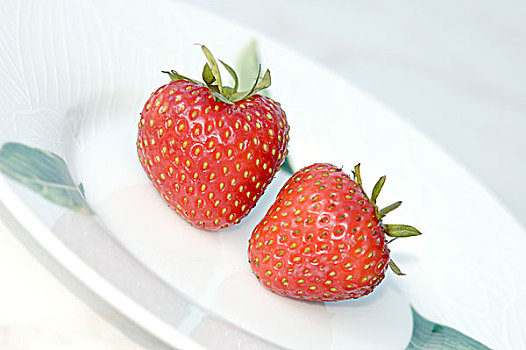 草莓,白色,盘子