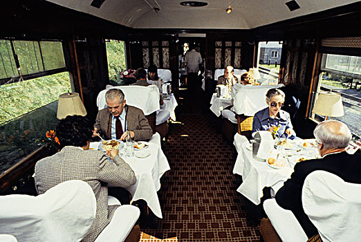 列车,餐馆