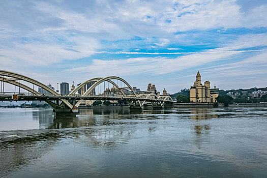 福建省福州市闽江外滩解放大桥建筑景观