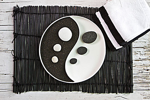 盘子,黑色,浮岩,白色,鹅卵石,竹垫
