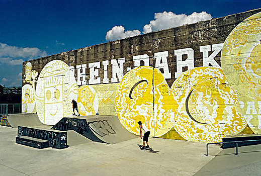 溜冰场,老,水泥,墙壁,涂鸦,新,城市,地区,莱茵河,杜伊斯堡,北莱茵威斯特伐利亚,德国,欧洲