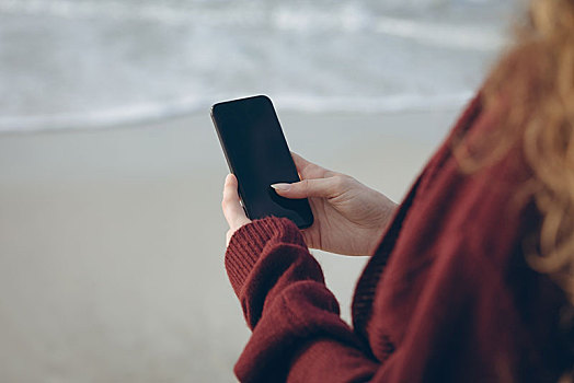 女人,打手机,海滩