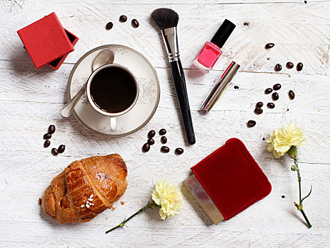 咖啡,牛角面包,化妆,工具