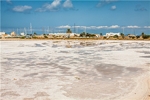 福门特拉岛,盐厂,地平线,巴利阿里群岛