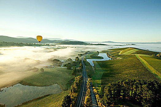 亚拉河谷热气球飞行