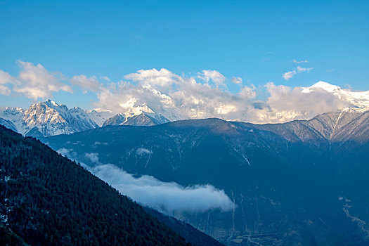 梅里雪山