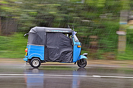 三轮车,驾驶,重,雨,斯里兰卡,南亚,亚洲