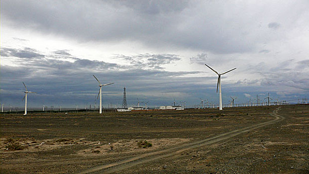 新疆柴窝堡风力发电厂