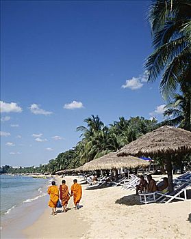 僧侣,走,海滩,芭堤雅,泰国