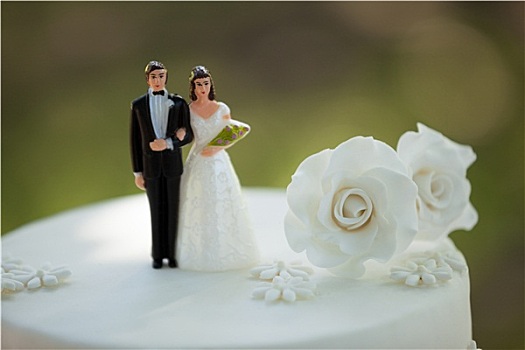 特写,小雕像,情侣,婚礼蛋糕