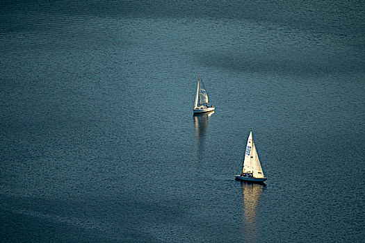 两个,帆船,湖,平静,藻厄兰,北莱茵威斯特伐利亚,德国,欧洲