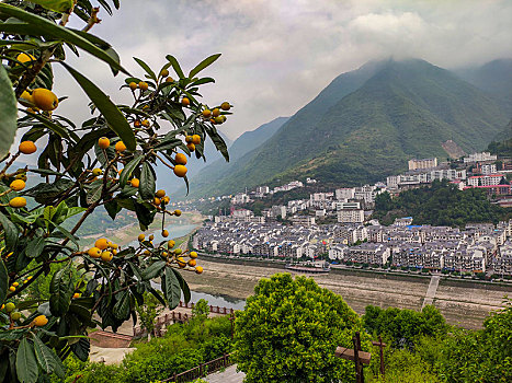 恩施,昭君村,昭君镇,房子,建筑,河流,传说,美女,景点,旅游,展示,雕塑,塑像