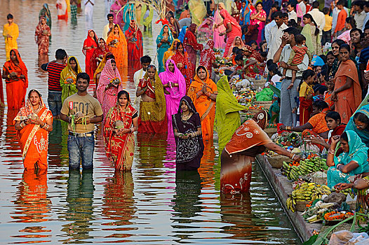 印度人,站在水中,印度教,节日,新德里,德里,印度,亚洲
