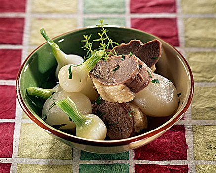鸭肉,萝卜,砂锅炖菜