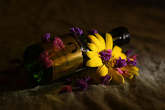 酒与花