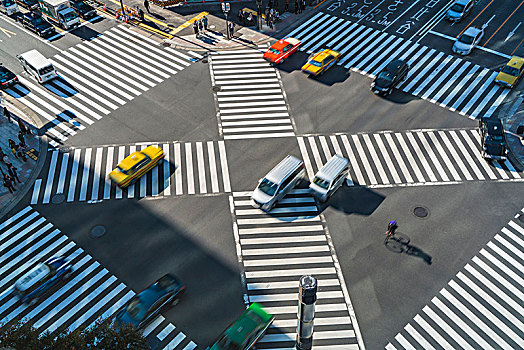 俯拍,汽车,驾驶,城市街道,人行横道