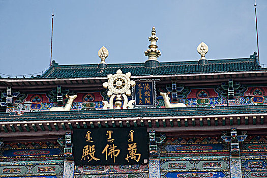 查干湖畔著名藏传佛教古刹之一----妙因寺万佛殿的建筑特色