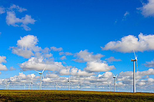 风轮机,多云,天空,靠近,凯思内斯郡,萨瑟兰,高地,苏格兰,英国