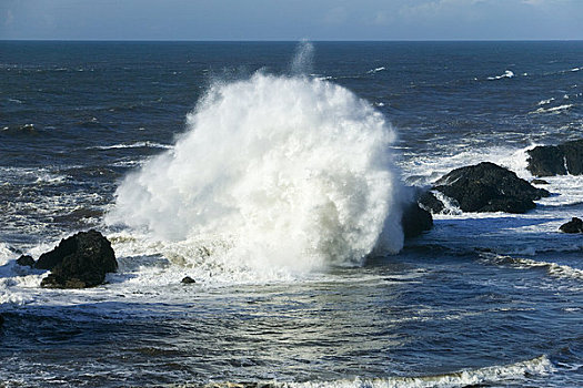 波浪,上方,石头,海洋