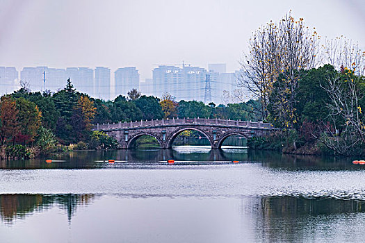 城市园林景观三拱桥