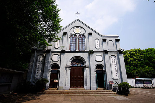 上海佘山天主教堂