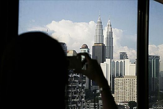 后视图,女人,拍照,建筑,窗,双子塔,吉隆坡,马来西亚