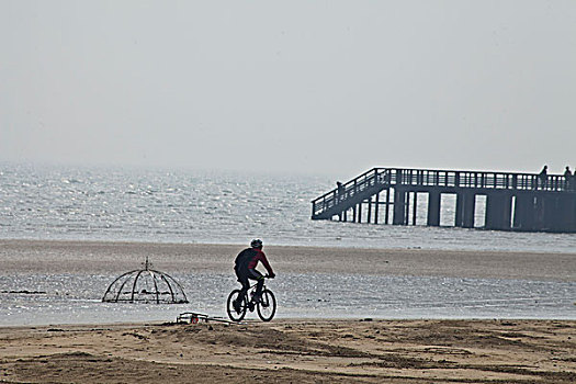 秦皇岛,北戴河,海滩,沙滩,栈桥,骑行,自行车