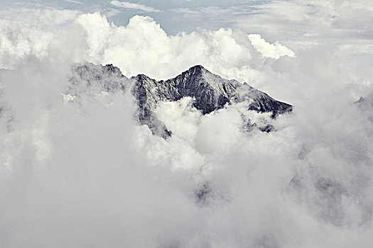阿尔卑斯山,遮盖,云