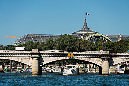 法国巴黎