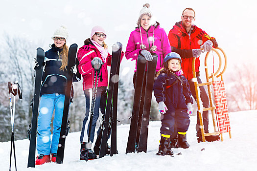 家庭,雪撬,滑雪,冬季运动