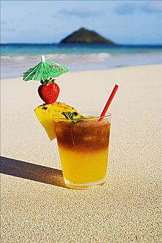 迈泰饮料,装饰,草莓,坐,沙子,海滩