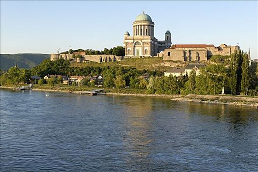 圆顶,大教堂,埃斯泰尔戈姆,要塞,山,远眺,多瑙河,匈牙利,欧洲