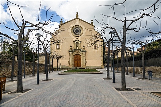 教区教堂,西班牙