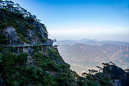 江西上饶三清山阳光海岸峡谷栈道